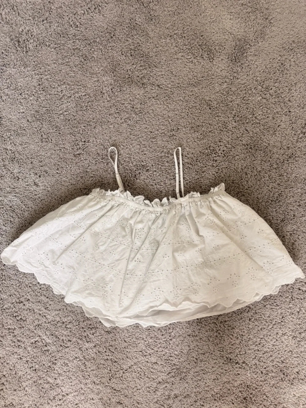 Topshop White Eyelet Ruffle Camisole - Picture 3 of 3
